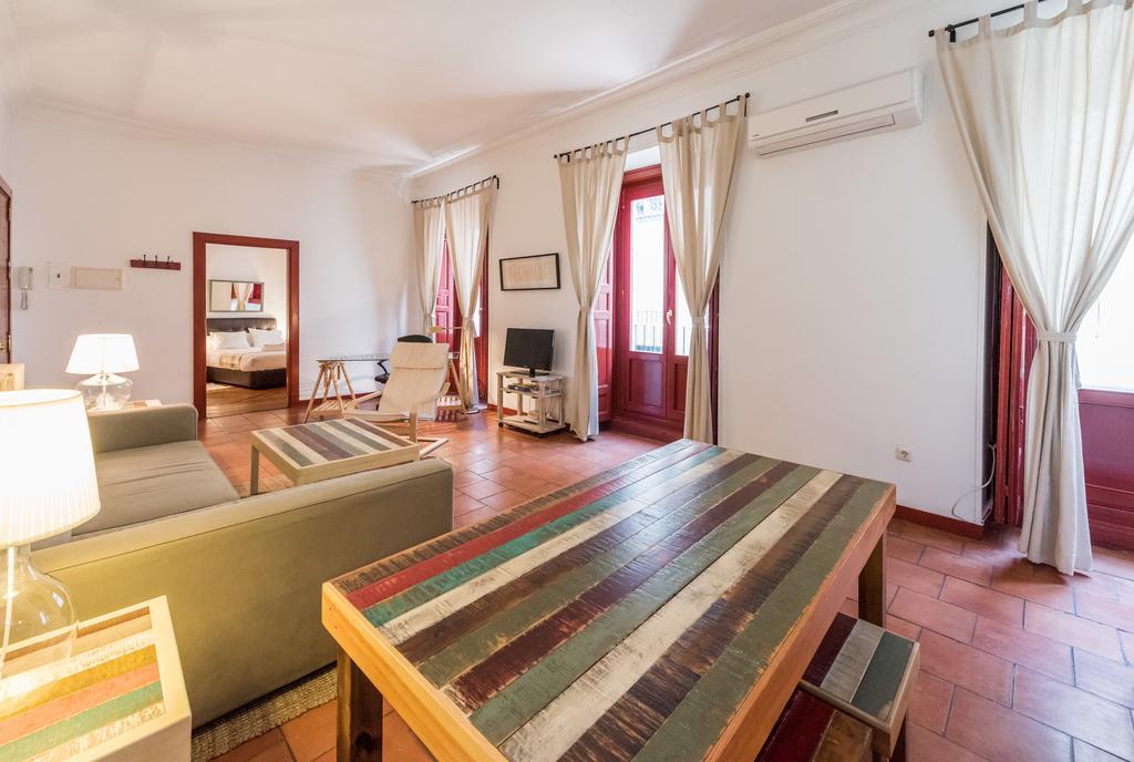 Apartamentos Madrid Centro W Ngoại thất bức ảnh