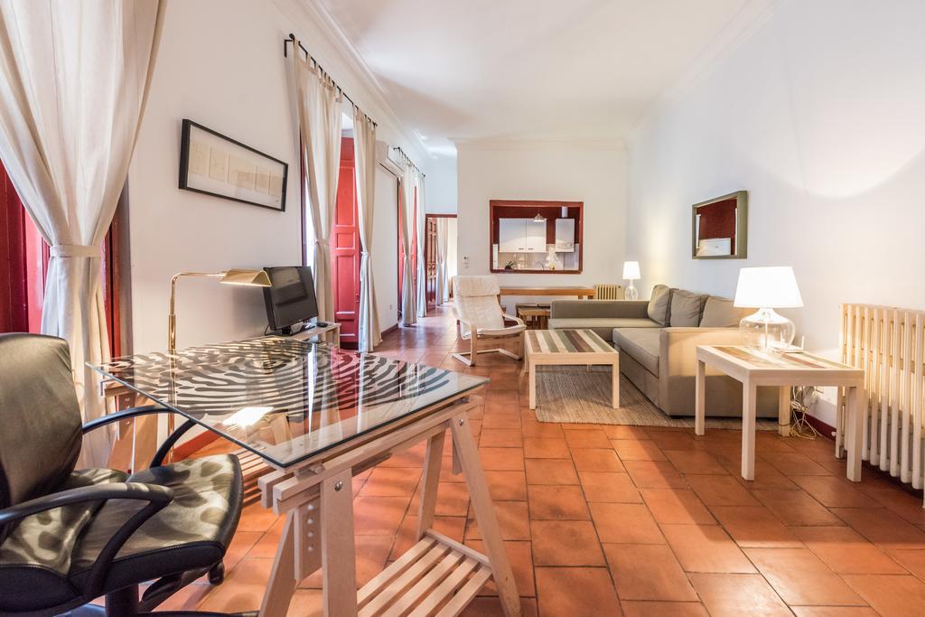 Apartamentos Madrid Centro W Ngoại thất bức ảnh