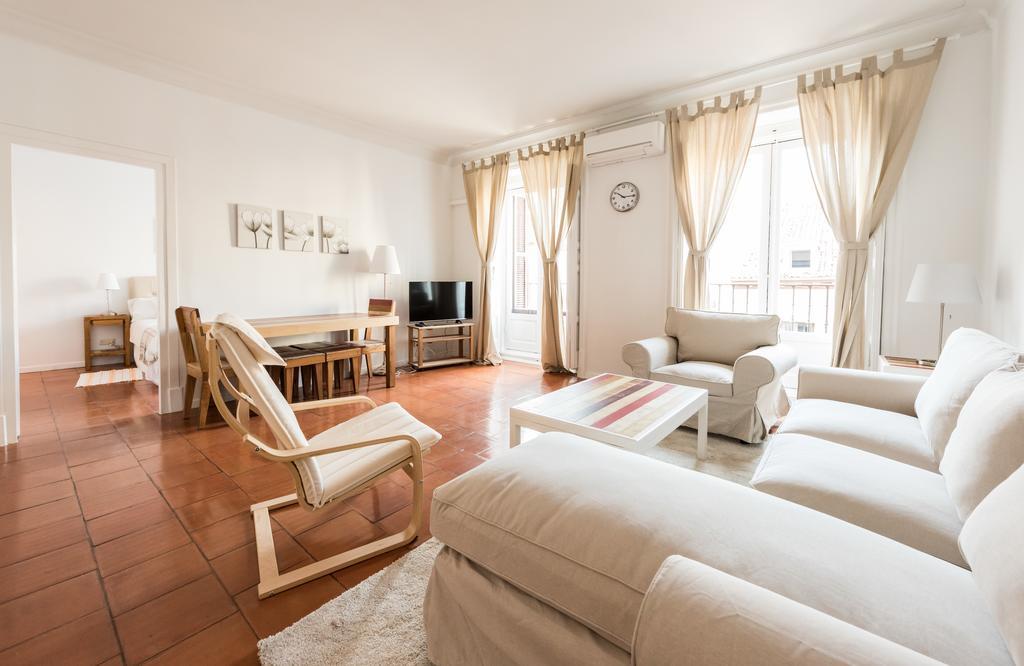 Apartamentos Madrid Centro W Ngoại thất bức ảnh