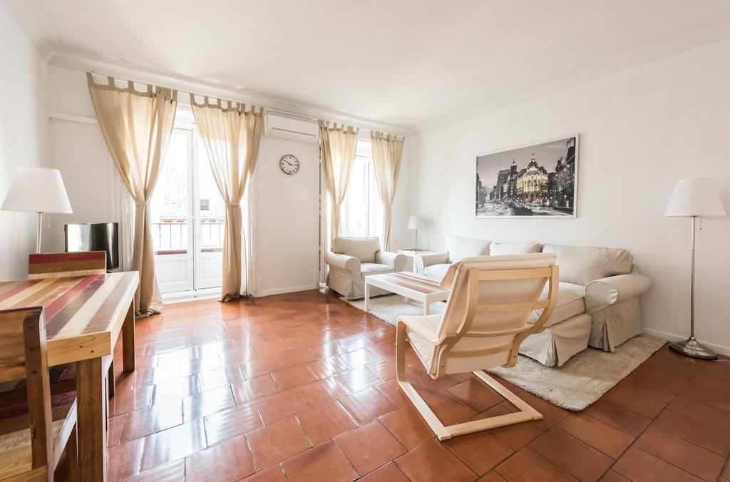Apartamentos Madrid Centro W Ngoại thất bức ảnh
