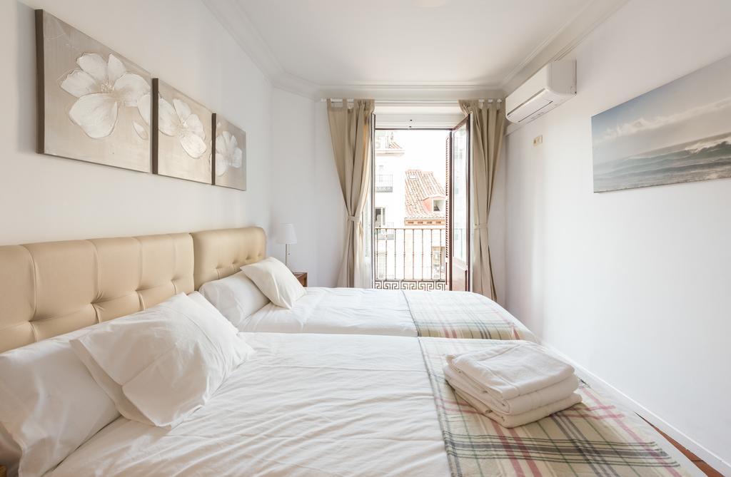 Apartamentos Madrid Centro W Ngoại thất bức ảnh