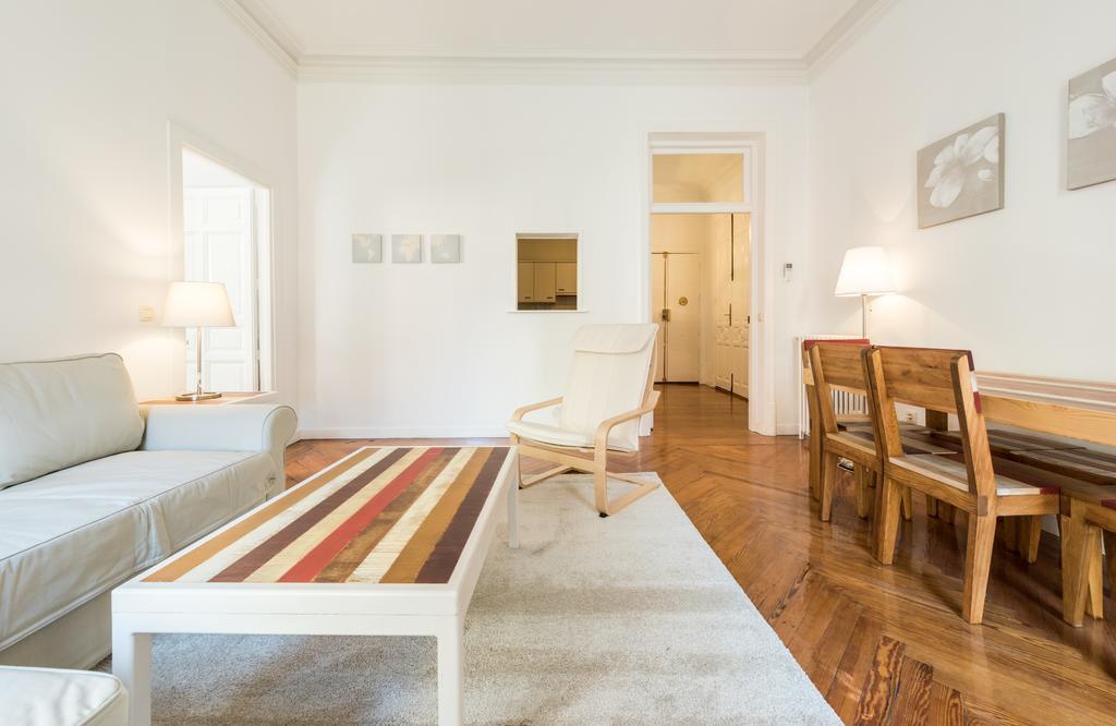 Apartamentos Madrid Centro W Ngoại thất bức ảnh