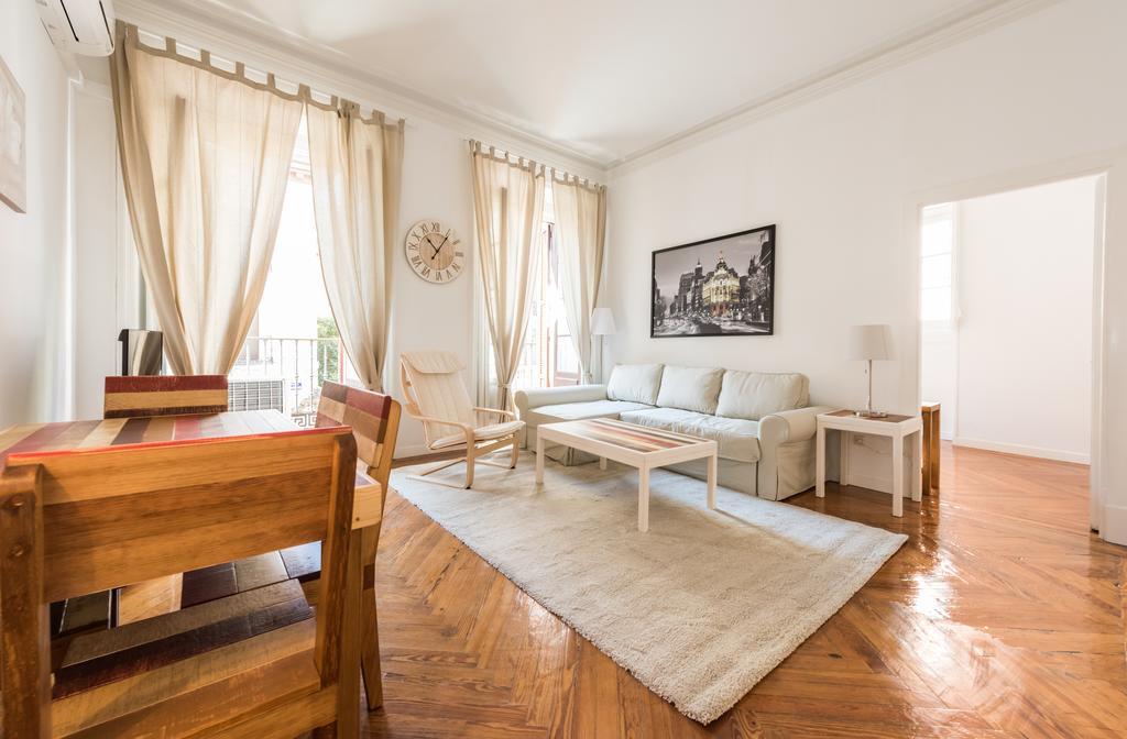 Apartamentos Madrid Centro W Ngoại thất bức ảnh