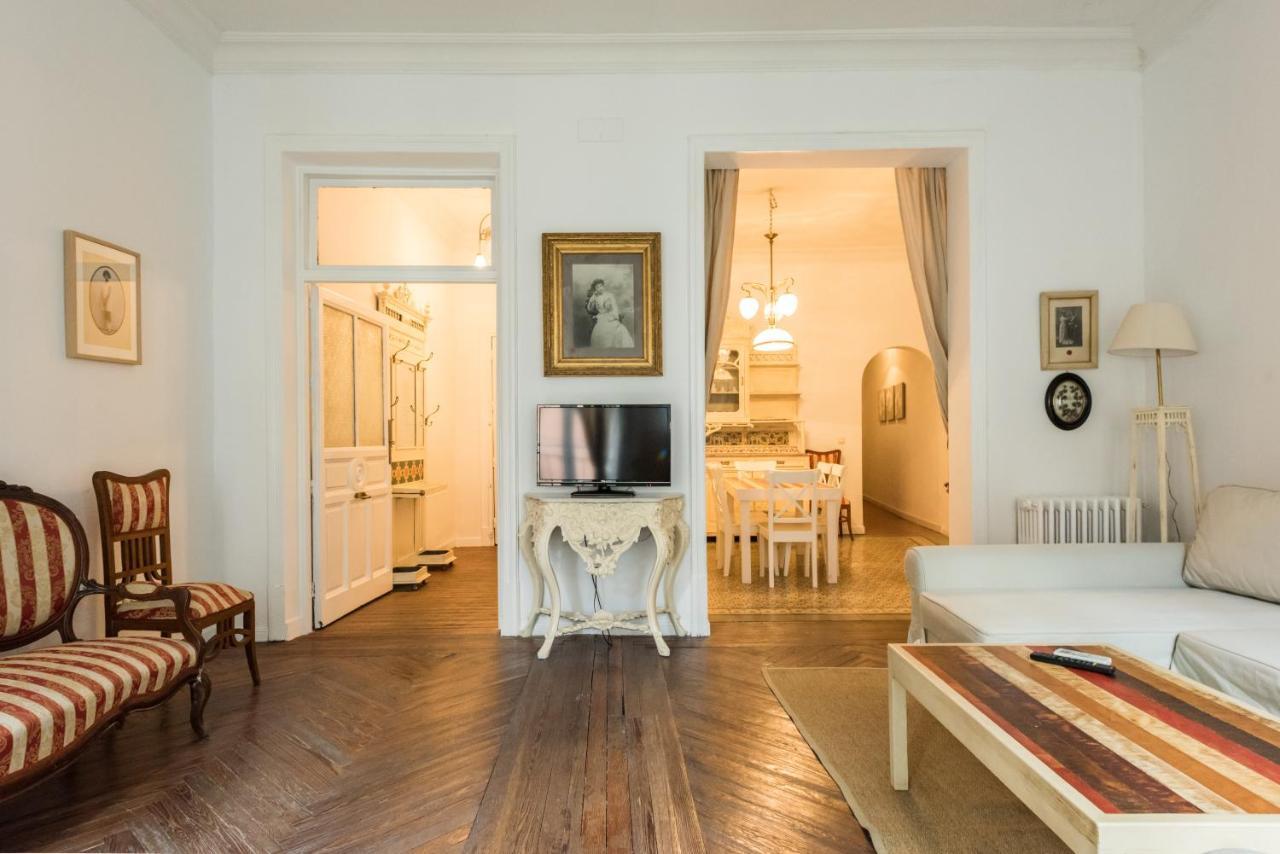 Apartamentos Madrid Centro W Ngoại thất bức ảnh